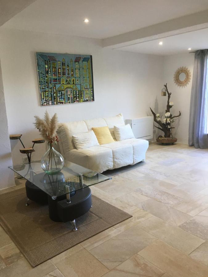 Vila Les Genets Fayence Exteriér fotografie