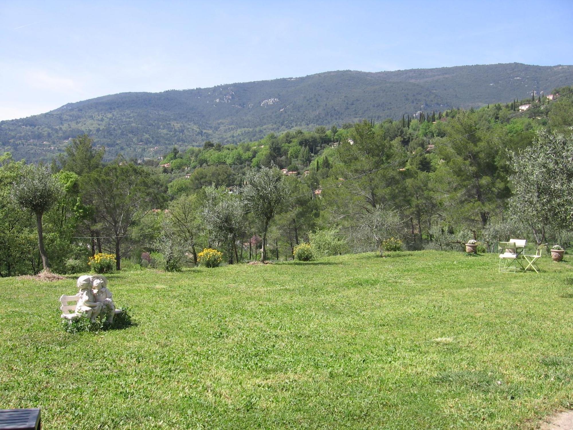 Vila Les Genets Fayence Exteriér fotografie
